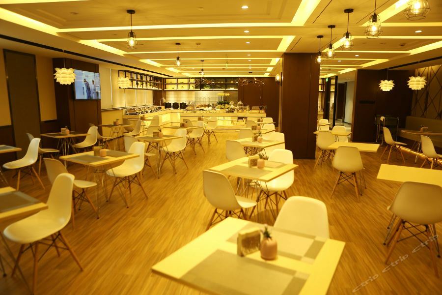 Atour Hotel Наньтун Экстерьер фото
